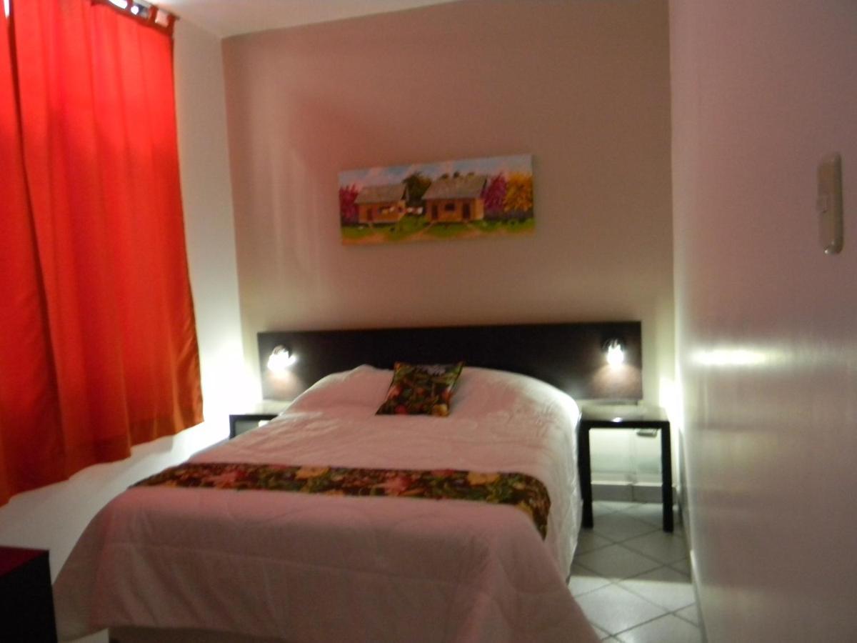 Hostal "Centrika" Tarapoto Exterior foto